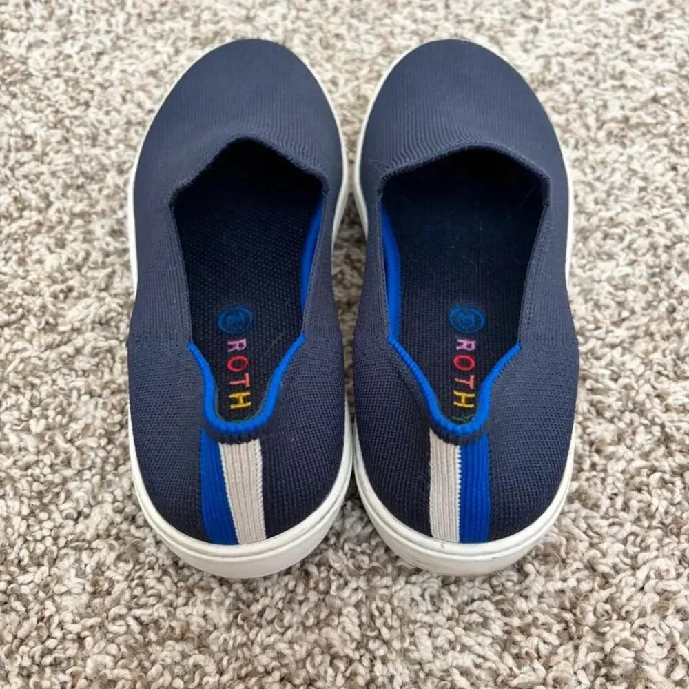 Size 4 / Girls Rothy's Sneakers